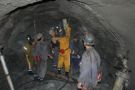 闻喜工程爆破中的危险因素分析以及应对工程爆破危险的措施